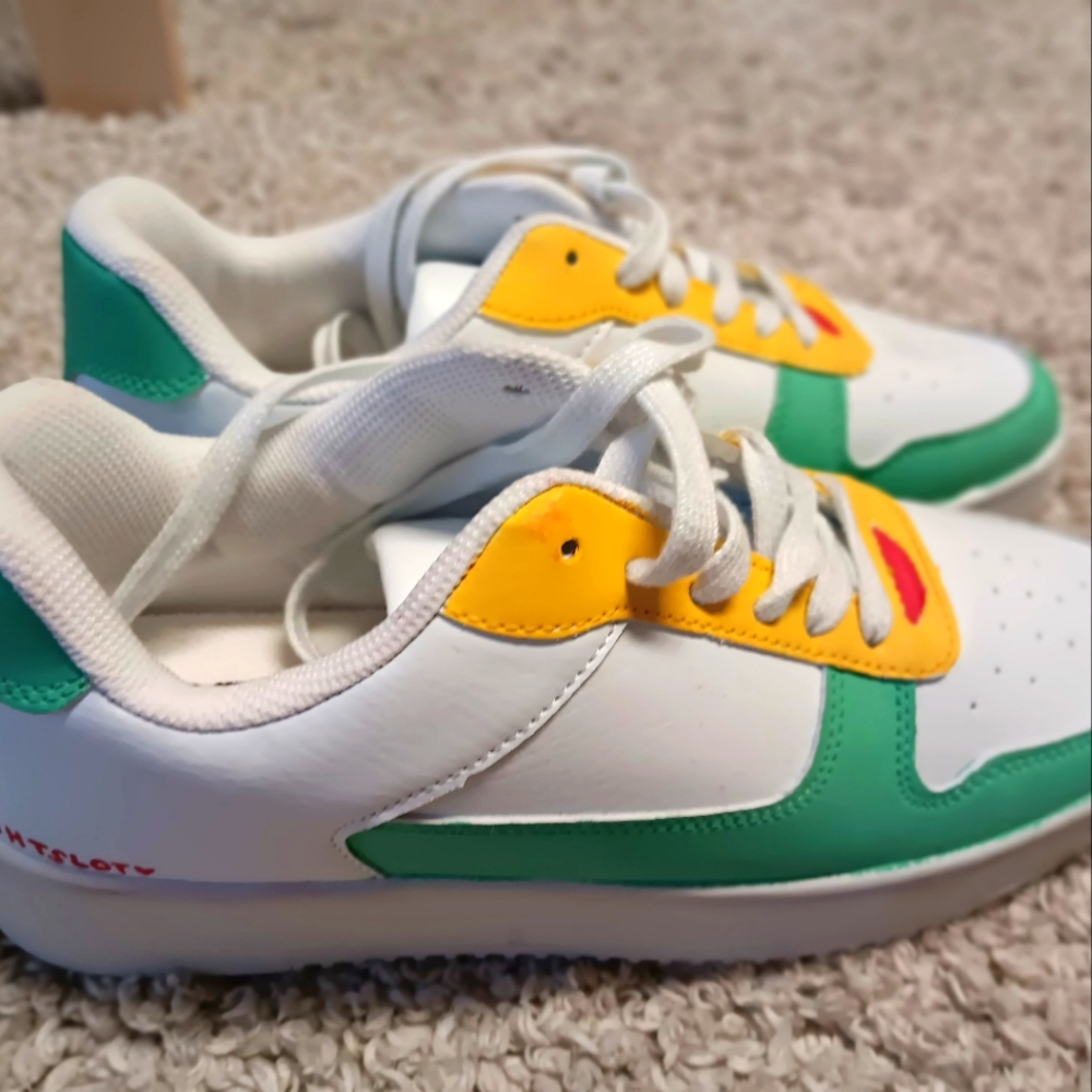 White and Green Sneakers with Classic Athletic Silhouette